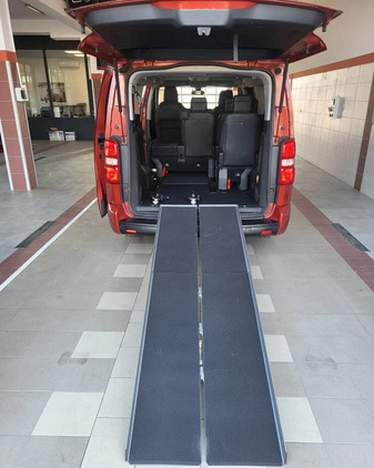 Peugeot Traveller cena 139900 przebieg: 218321, rok produkcji 2021 z Radłów małe 254
